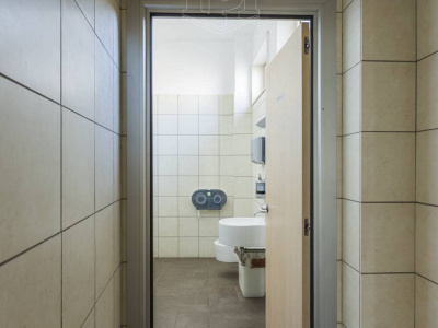 Palazzina uffici indipendente sita in Via Parietai 1 Molfetta - Bari (BA)