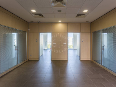 Palazzina uffici indipendente sita in Via Parietai 1 Molfetta - Bari (BA)