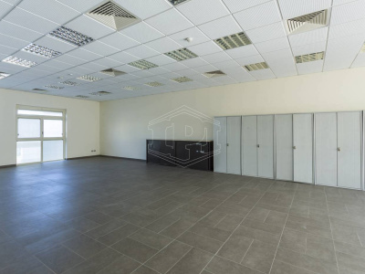 Palazzina uffici indipendente sita in Via Parietai 1 Molfetta - Bari (BA)