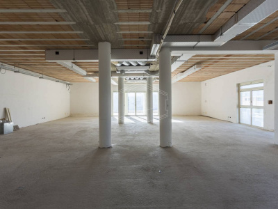 Palazzina uffici indipendente sita in Via Parietai 1 Molfetta - Bari (BA)