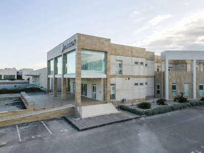 Palazzina uffici indipendente sita in Via Parietai 1 Molfetta - Bari (BA)