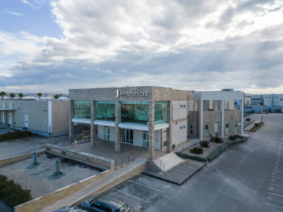 Palazzina uffici indipendente sita in Via Parietai 1 Molfetta - Bari (BA)