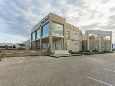 Palazzina uffici indipendente sita in Via Parietai 1 Molfetta - Bari (BA)