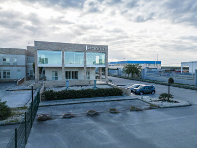 Palazzina uffici indipendente sita in Via Parietai 1 Molfetta - Bari (BA)