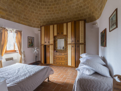 Complesso trulli sito in Contrada Macco Macco - Locorotondo (BA)