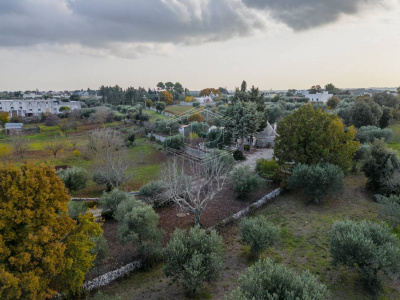 Villa con trullo sito in Contrada Barbagiulo 141/A - Cisternino (BR)