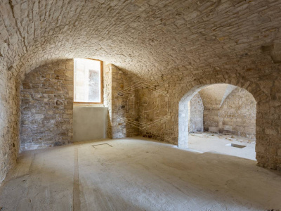 Locale commerciale sito in Via San Girolamo 12/14 - Molfetta (BA)