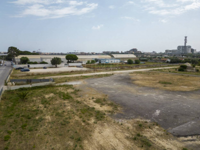 Piazzale con trullo sito in Strada Santa Caterina 18/B - Bari (BA)