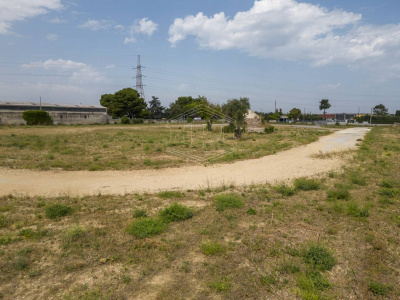 Piazzale con trullo sito in Strada Santa Caterina 18/B - Bari (BA)