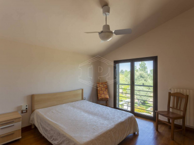 Villa con piscina sita in Viale Dei Gerani 3 - Corato (BA)