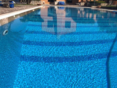 Villa con piscina sita in Viale Dei Gerani 3 - Corato (BA)