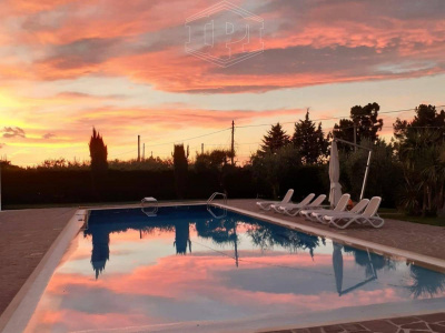 Villa con piscina sita in Viale Dei Gerani 3 - Corato (BA)