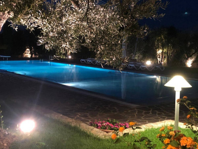 Villa con piscina sita in Viale Dei Gerani 3 - Corato (BA)