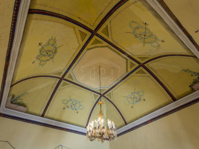 Palazzo storico sito in Strada Statale 96 - Acquaviva Delle Fonti (BA)