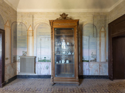 Palazzo storico sito in Strada Statale 96 - Acquaviva Delle Fonti (BA)