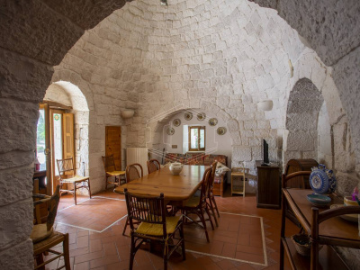 Complesso di Trulli sito in Strada Staffone 220 - Martina Franca (TA)