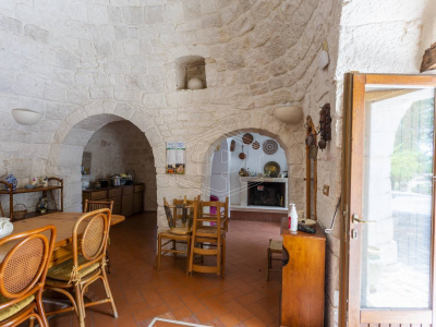 Complesso di Trulli sito in Strada Staffone 220 - Martina Franca (TA)