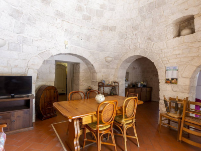 Complesso di Trulli sito in Strada Staffone 220 - Martina Franca (TA)