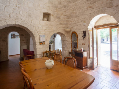 Complesso di Trulli sito in Strada Staffone 220 - Martina Franca (TA)
