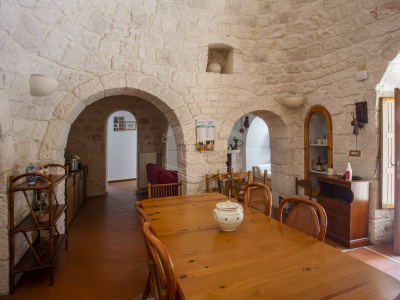Complesso di Trulli sito in Strada Staffone 220 - Martina Franca (TA)