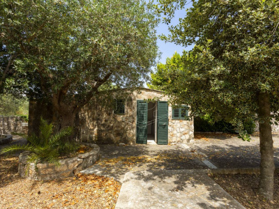 Complesso di Trulli sito in Strada Staffone 220 - Martina Franca (TA)