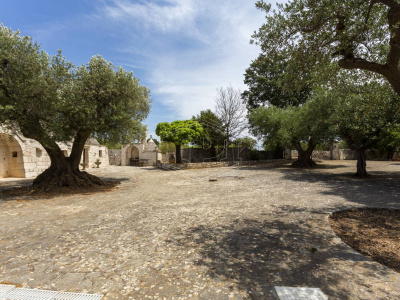Complesso di Trulli sito in Strada Staffone 220 - Martina Franca (TA)