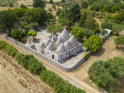 Complesso di Trulli sito in Strada Staffone 220 - Martina Franca (TA)