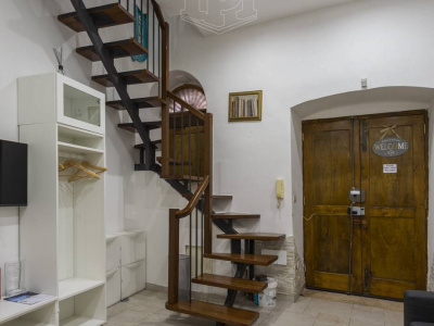 Intera Palazzina sita in Strada Arco Della Neve 10 - Bari (BA)