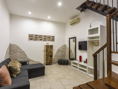 Intera Palazzina sita in Strada Arco Della Neve 10 - Bari (BA)