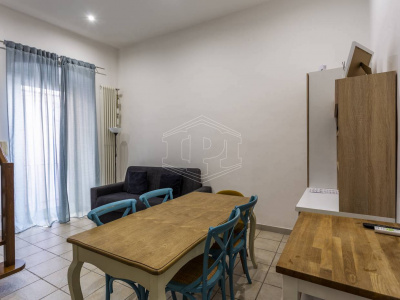 Intera Palazzina sita in Strada Arco Della Neve 10 - Bari (BA)