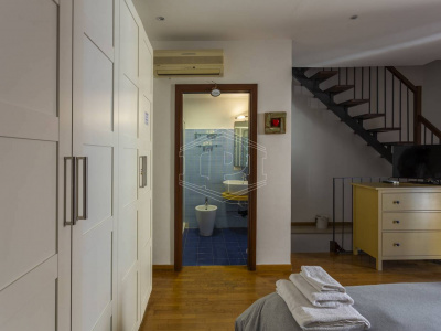 Intera Palazzina sita in Strada Arco Della Neve 10 - Bari (BA)