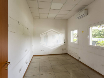 Capannone sito nell'Interporto - Bari (BA)