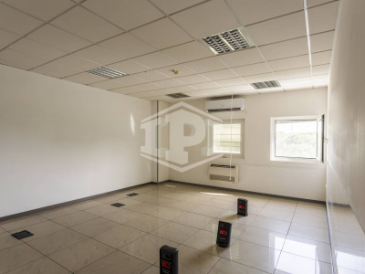 Capannone sito nell'Interporto - Bari (BA)