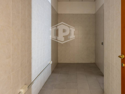 Capannone sito nell'Interporto - Bari (BA)