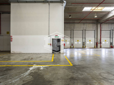 Capannone sito nell'Interporto - Bari (BA)