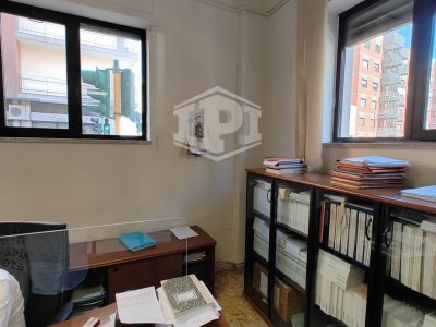 Unità immobiliare sita in Via F.sco Campione 41/43A/45A - Bari (BA)