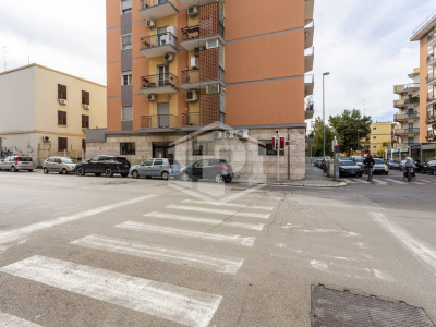 Unità immobiliare sita in Via F.sco Campione 41/43A/45A - Bari (BA)