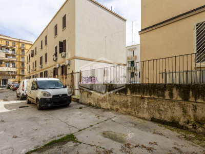 Unità immobiliare sita in Via F.sco Campione 41/43A/45A - Bari (BA)