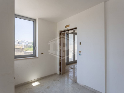 Palazzina uffici con capannone siti in Zona Produttiva D  KM 97,800 - SP. 231