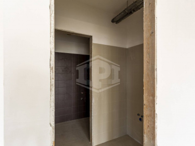 Palazzina uffici con capannone siti in Zona Produttiva D  KM 97,800 - SP. 231