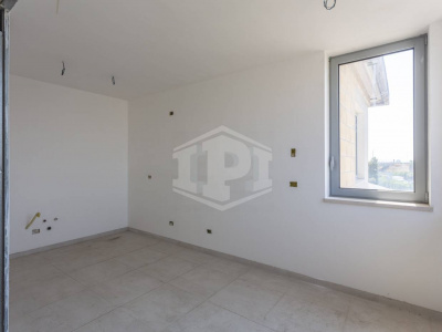 Palazzina uffici con capannone siti in Zona Produttiva D  KM 97,800 - SP. 231