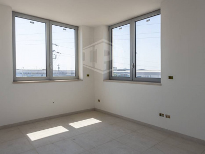 Palazzina uffici con capannone siti in Zona Produttiva D  KM 97,800 - SP. 231