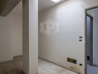 Palazzina uffici con capannone siti in Zona Produttiva D  KM 97,800 - SP. 231