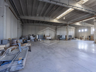 Palazzina uffici con capannone siti in Zona Produttiva D  KM 97,800 - SP. 231