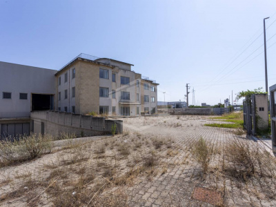 Palazzina uffici con capannone siti in Zona Produttiva D  KM 97,800 - SP. 231
