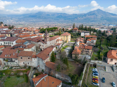 Palazzina d'epoca in Via Umberto I 23 - Avigliana (TO)
