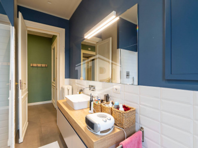 Appartamento in Via Casteggio, 3 Torino