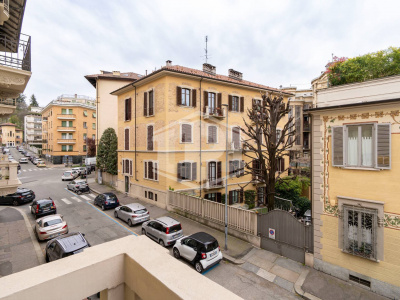 Appartamento in Via Casteggio, 3 Torino