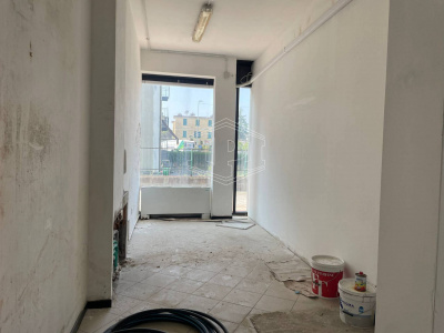 Negozio in Via Giosuè Carducci - San Giuliano Terme (PI)