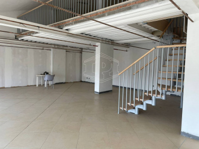 Ufficio in Corte Sanac - Porta a Mare (PI)
